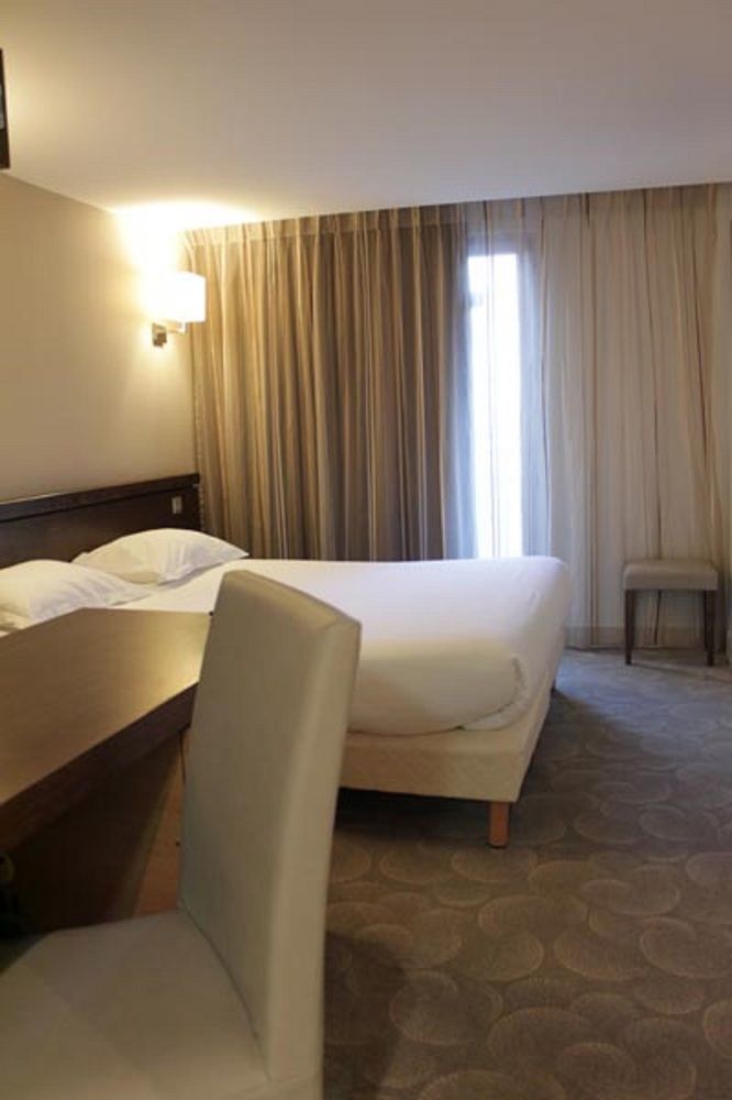 Le Grand De Normandie Hotel Parijs